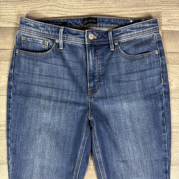 Talbots Demi Boot Crop Mid Rise Denim Jeans Medium Wash sz 8 Petite - Picture 3 of 6